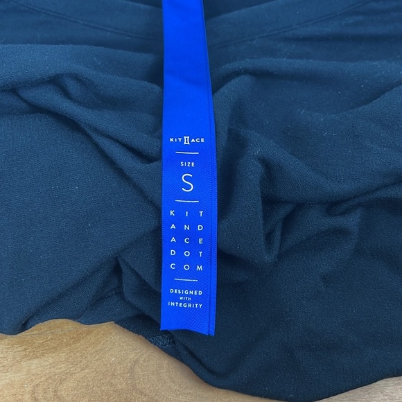 Kit and ace cashmere modal blend long sleeve top black size small vneck pullover - Picture 5 of 6